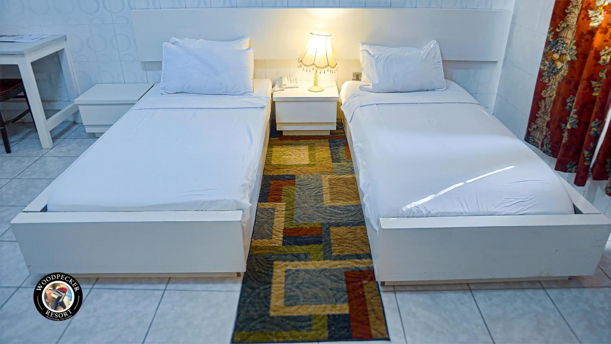 Woodpecker Resort Hotel Banjul Buitenkant foto